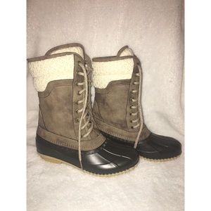 Duck Boots